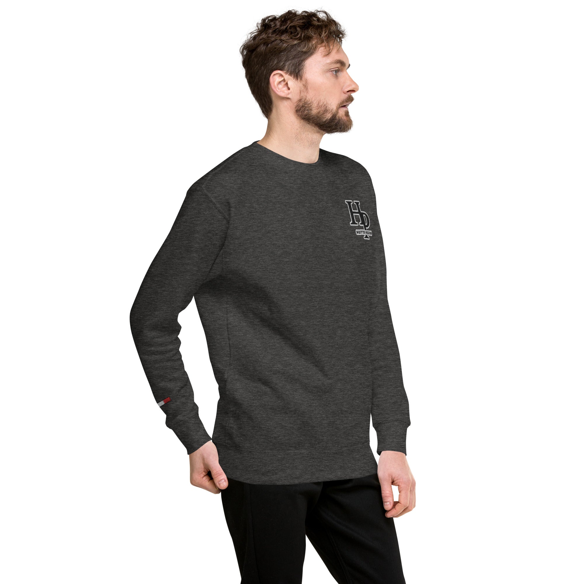 Collection Black : Sweat à col rond broderie plus poignet